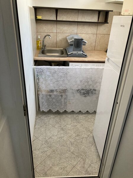 1 Decembrie, metrou, garsoniera mobilata si utilata